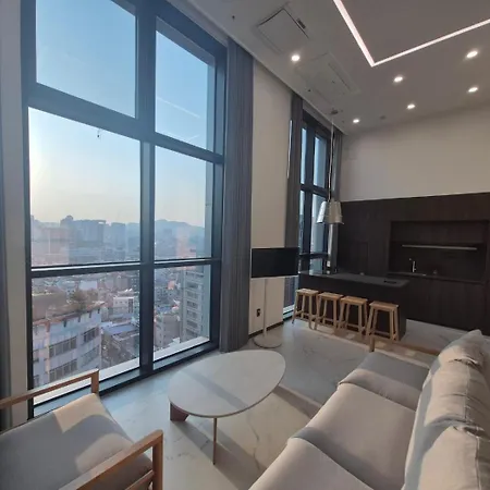 House With The Best View New Building, In The Heart Of Seoul, Dongdaemun History & Culture Park Station